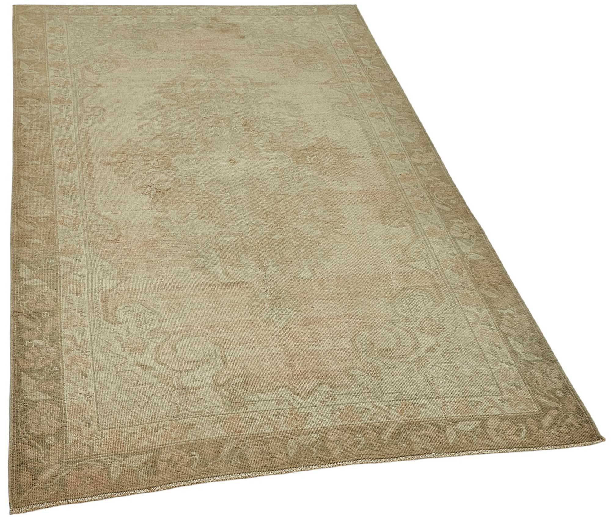 Turkish Vintage Anatolian Rug 119 cm x 197 cm