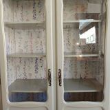 Armoire vitrée