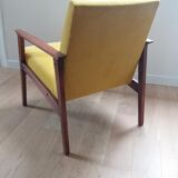 Paire de fauteuils restaurés - velours jaune