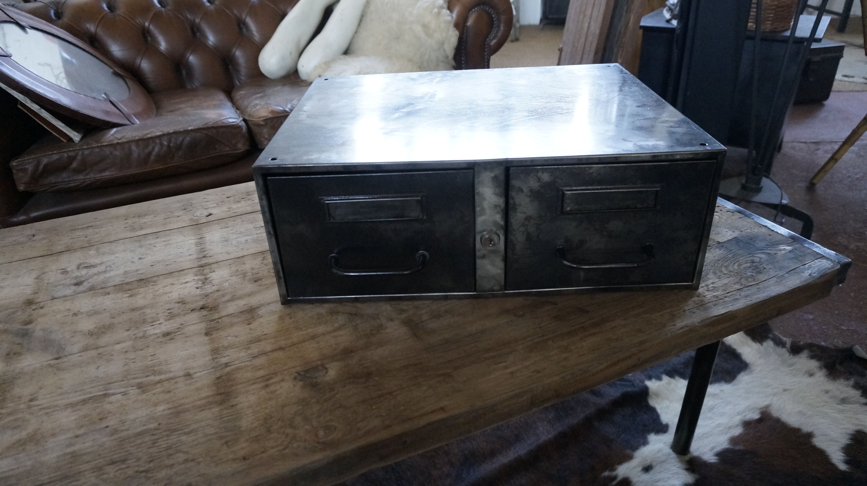 Subwoofer two drawers