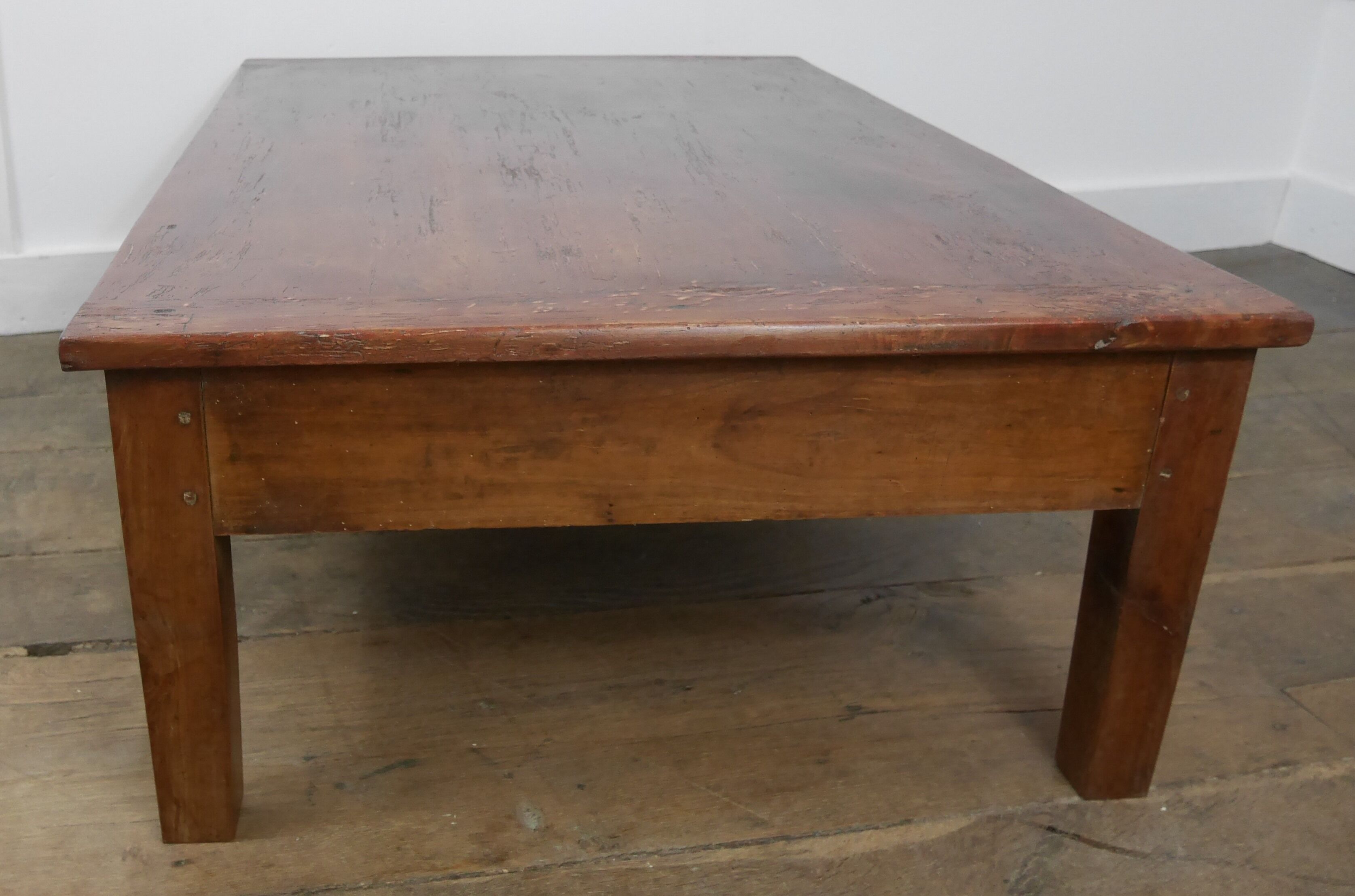 Solid wood coffee table firm countryside