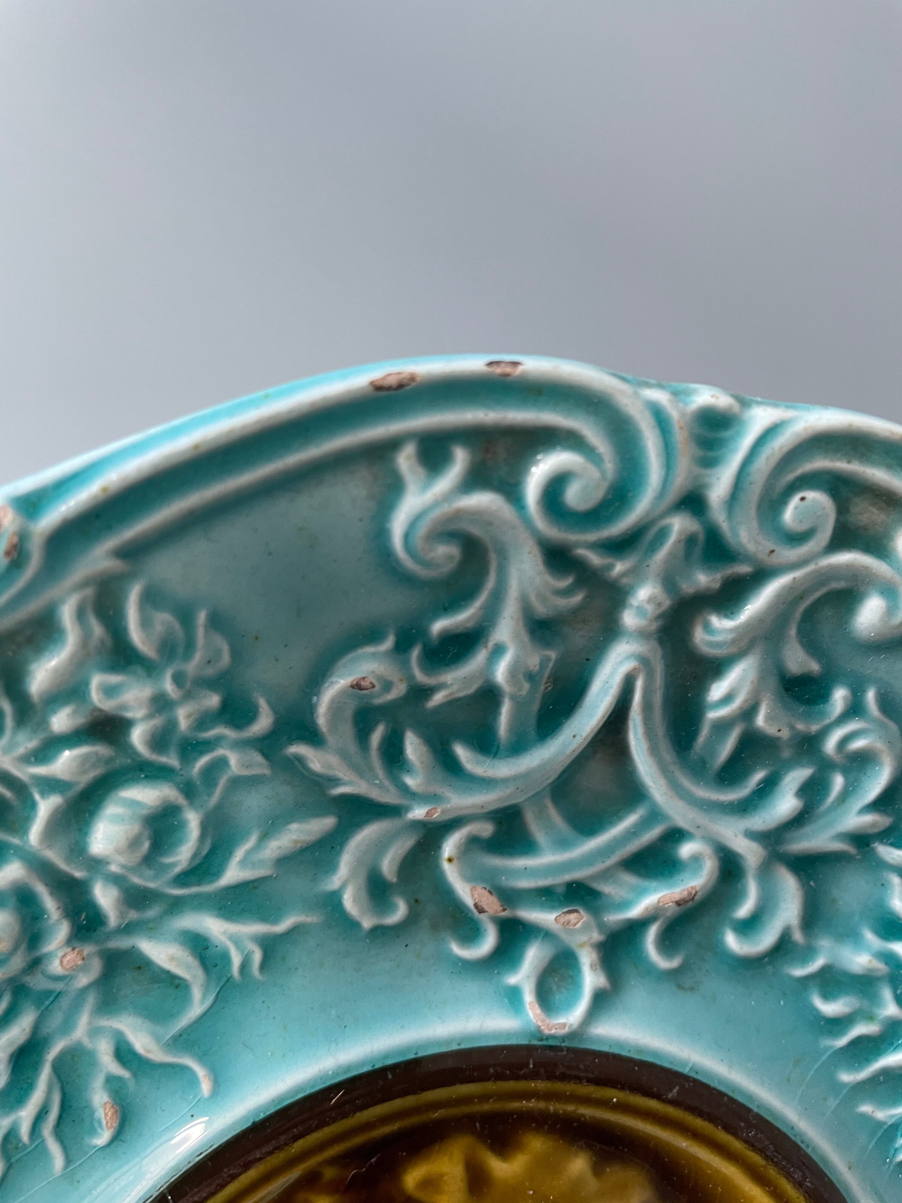 Old plate in slurry, Villeroy and Boch