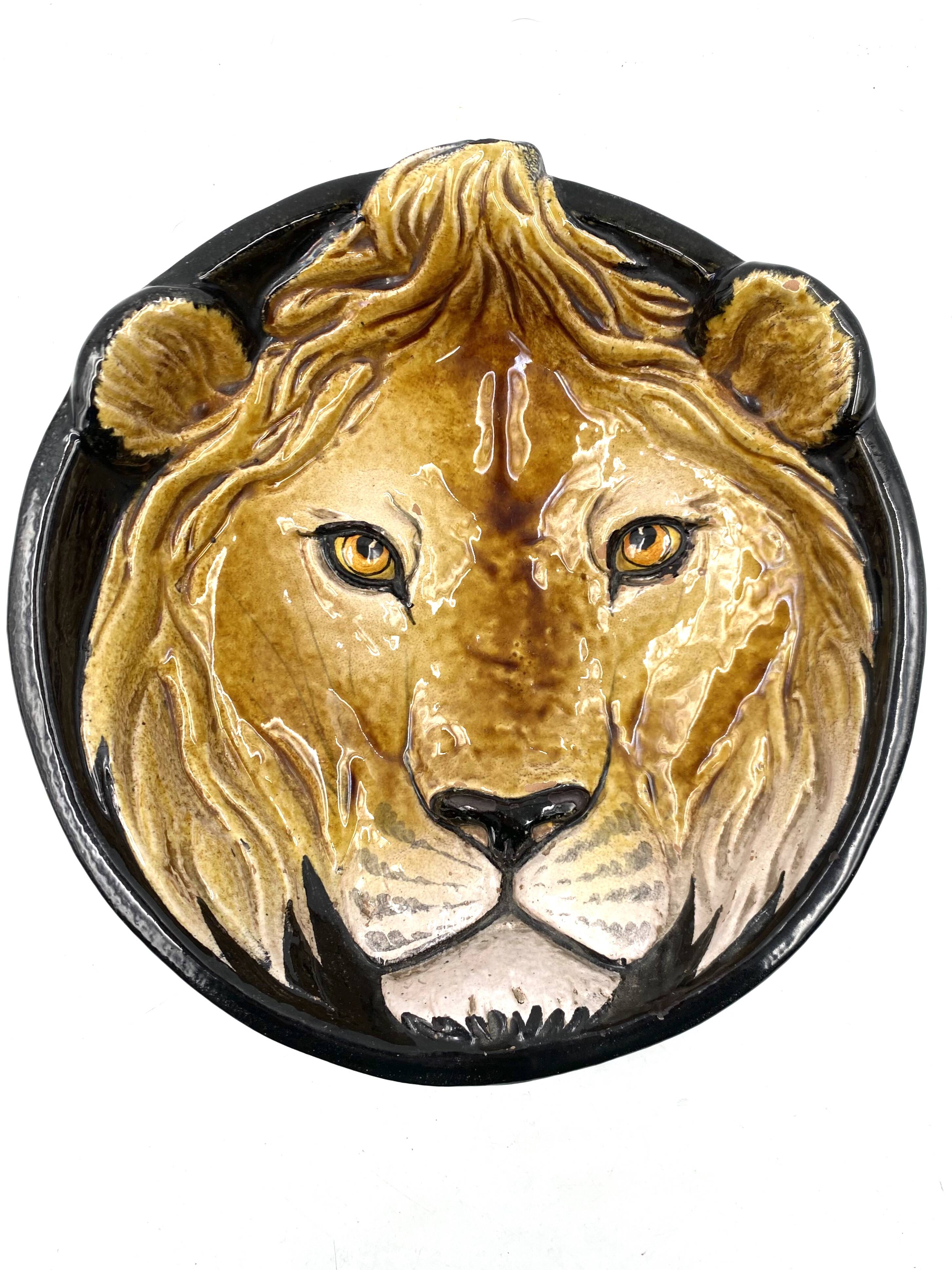 Mid-century lion ceramic plate / vide poche, Italy 1970s