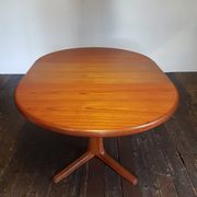 Table by Niels O. Møller forr Gudme Mobelfabrik