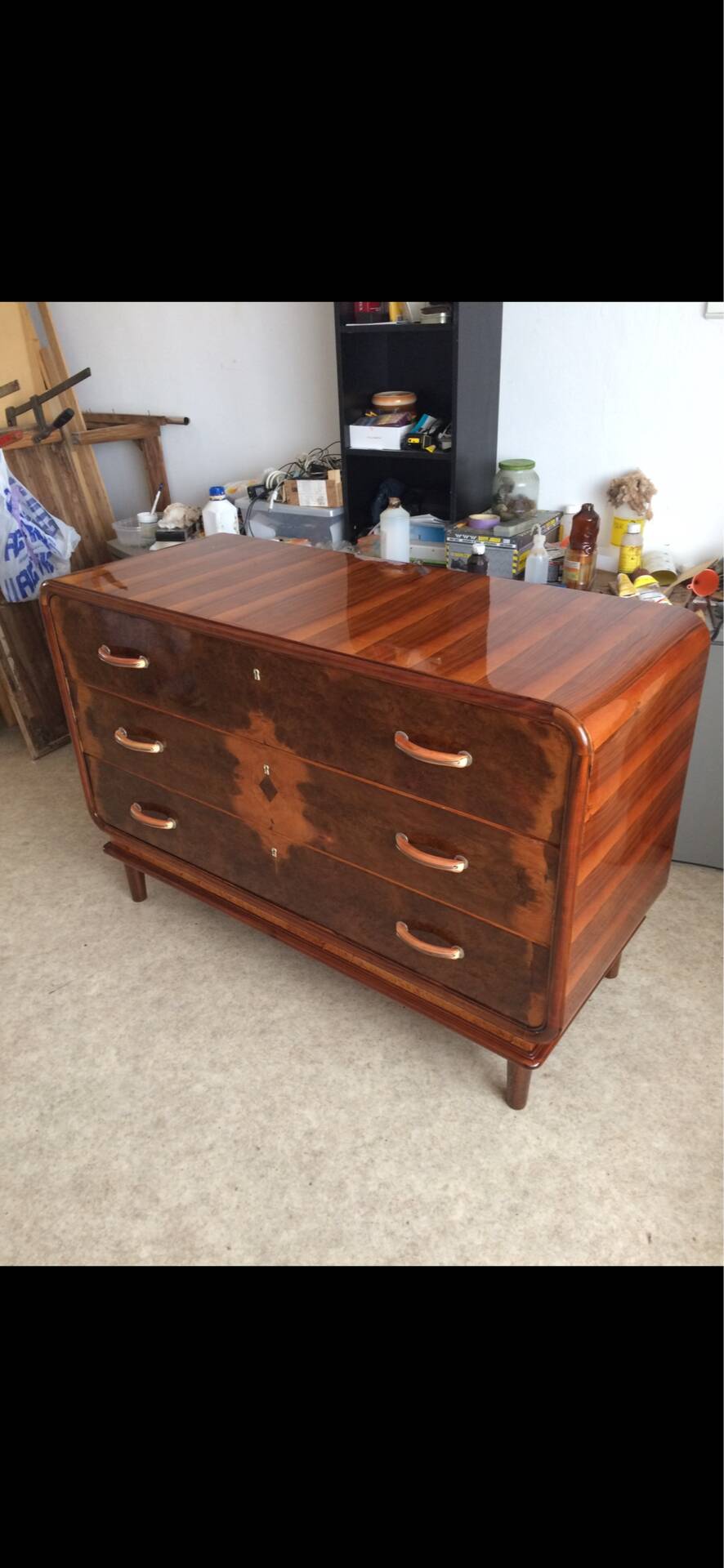 Art Deco chest of drawers