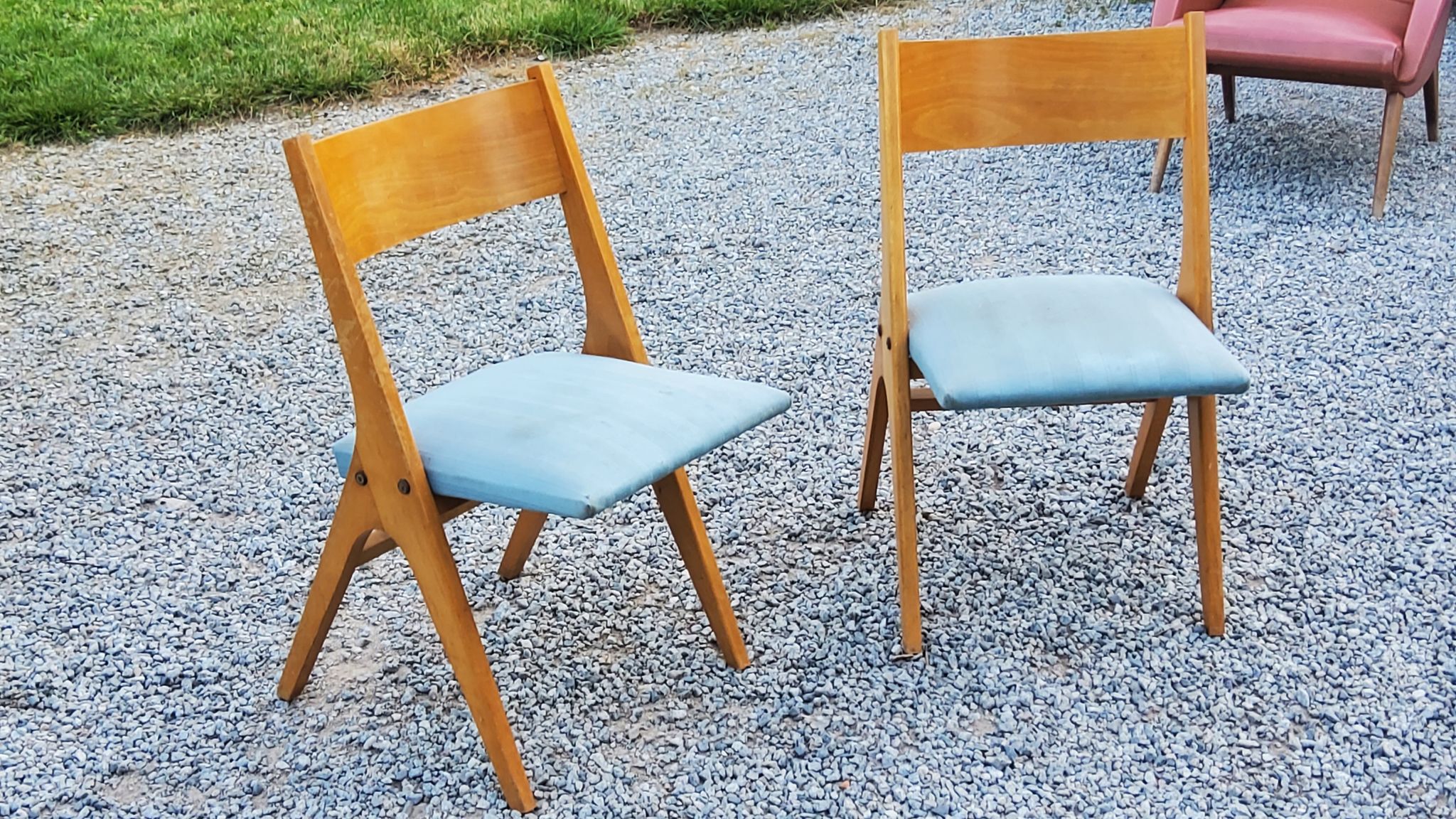 Pair of vintage chairs 50s