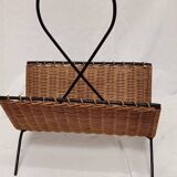 Magazine rack