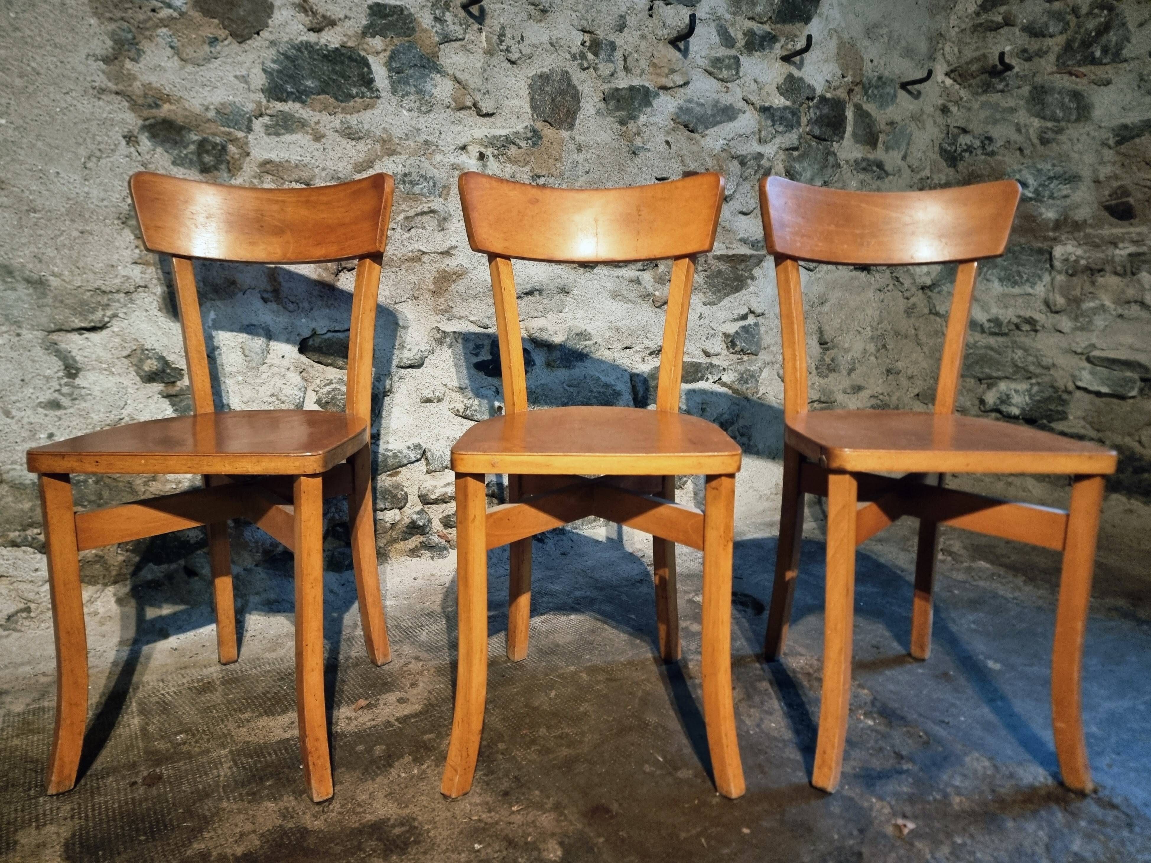 Vintage French bistro chairs in beech – Set of 3, 1950s café chairs