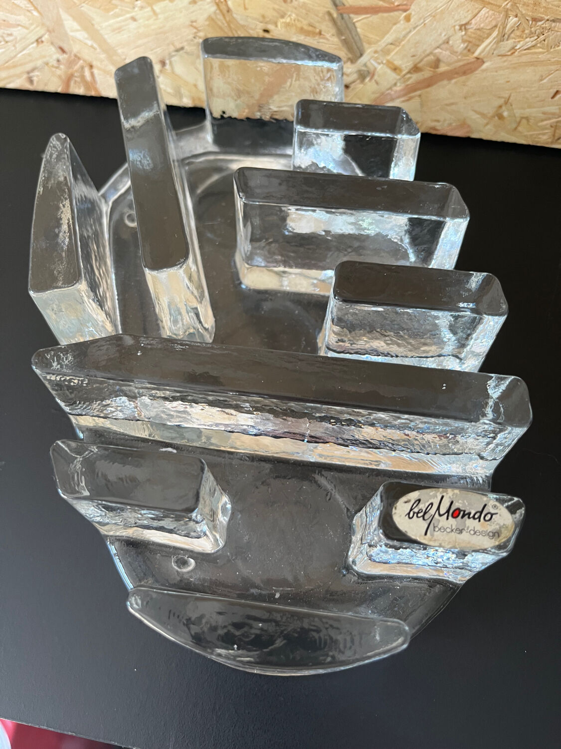 Flat warmer model Belmondo Becker design