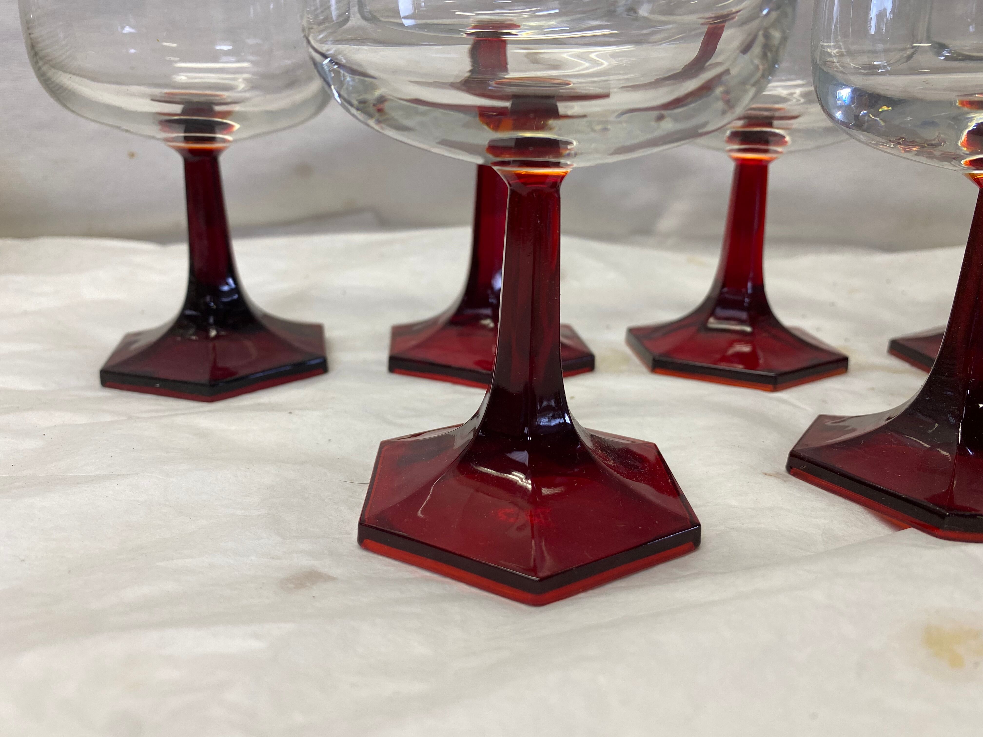 Set of 6 vintage walking glasses