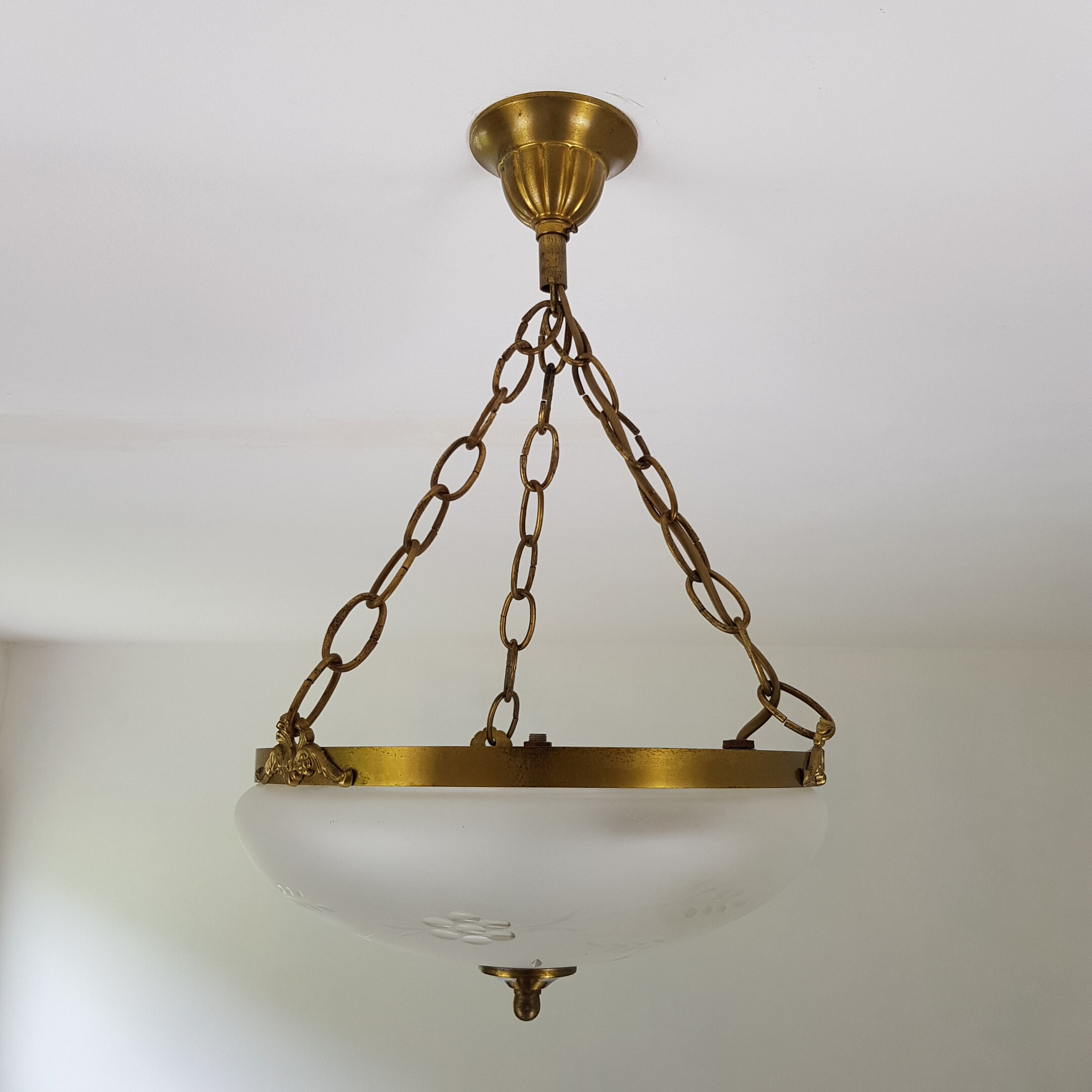 Gilt bronze pendant glass globe cised Napoleon style 3