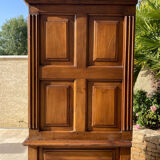 Standing Man in Walnut Louis XIII Style