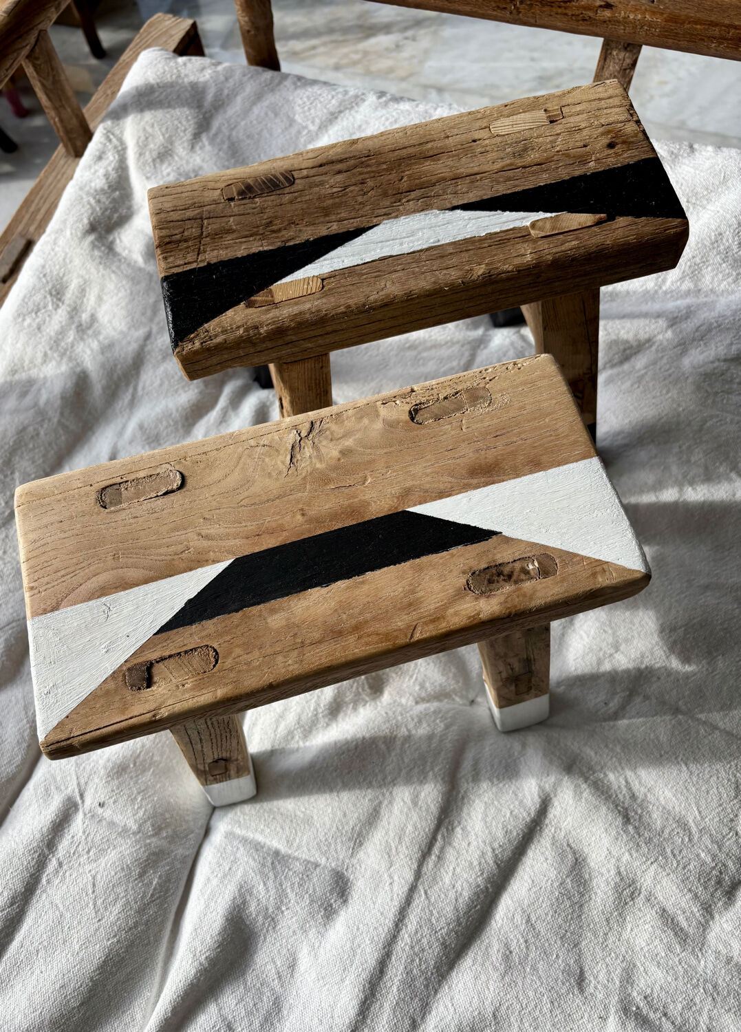 Tabouret chinois orme,  noir et blanc
