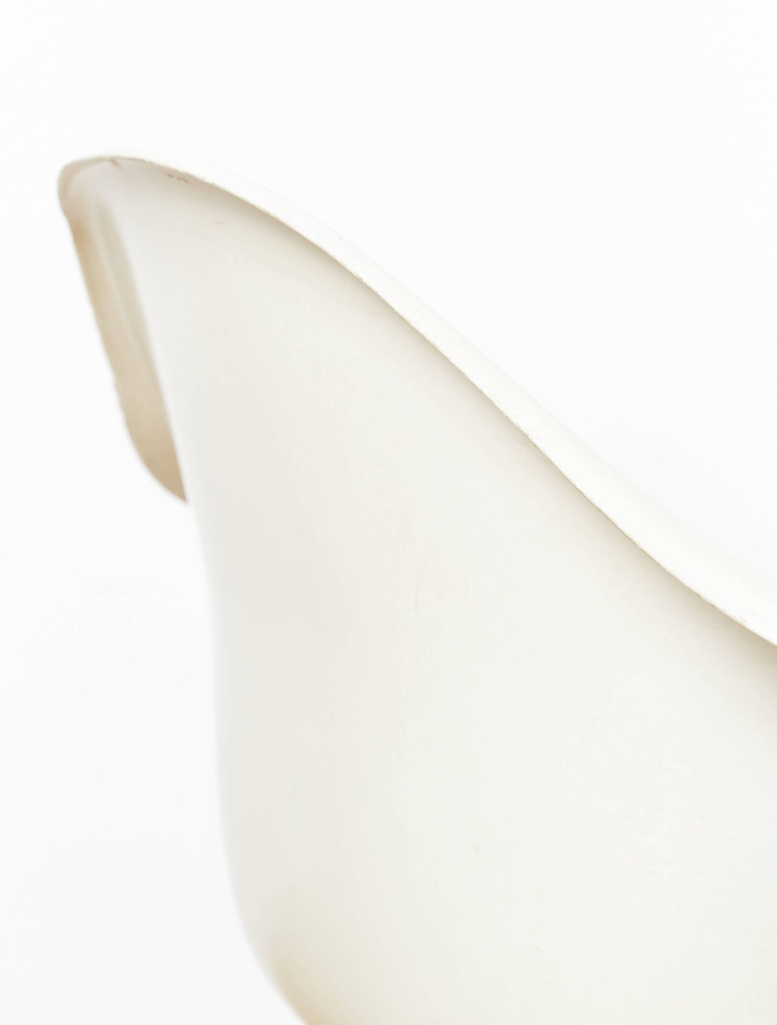 Off-White La Fonda Fiberglas Chair by Charles & Ray Eames for Herman Miller