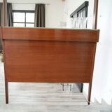 Bar en bois fruitier