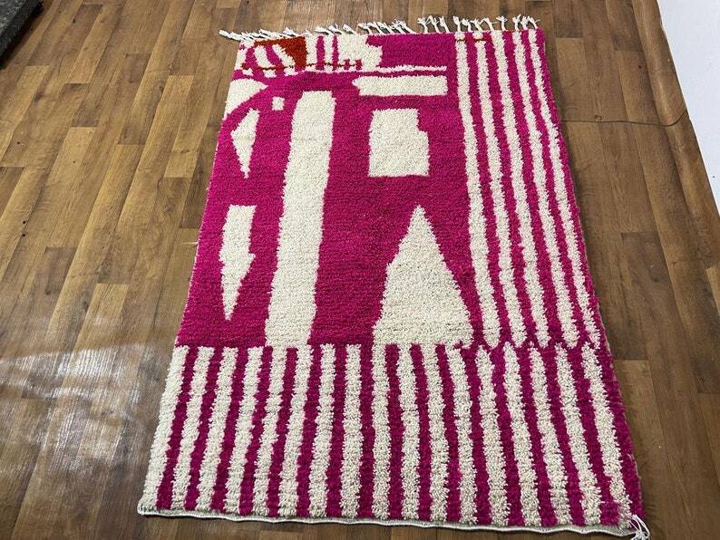 Large handmade pink rug 300cm x 200cm