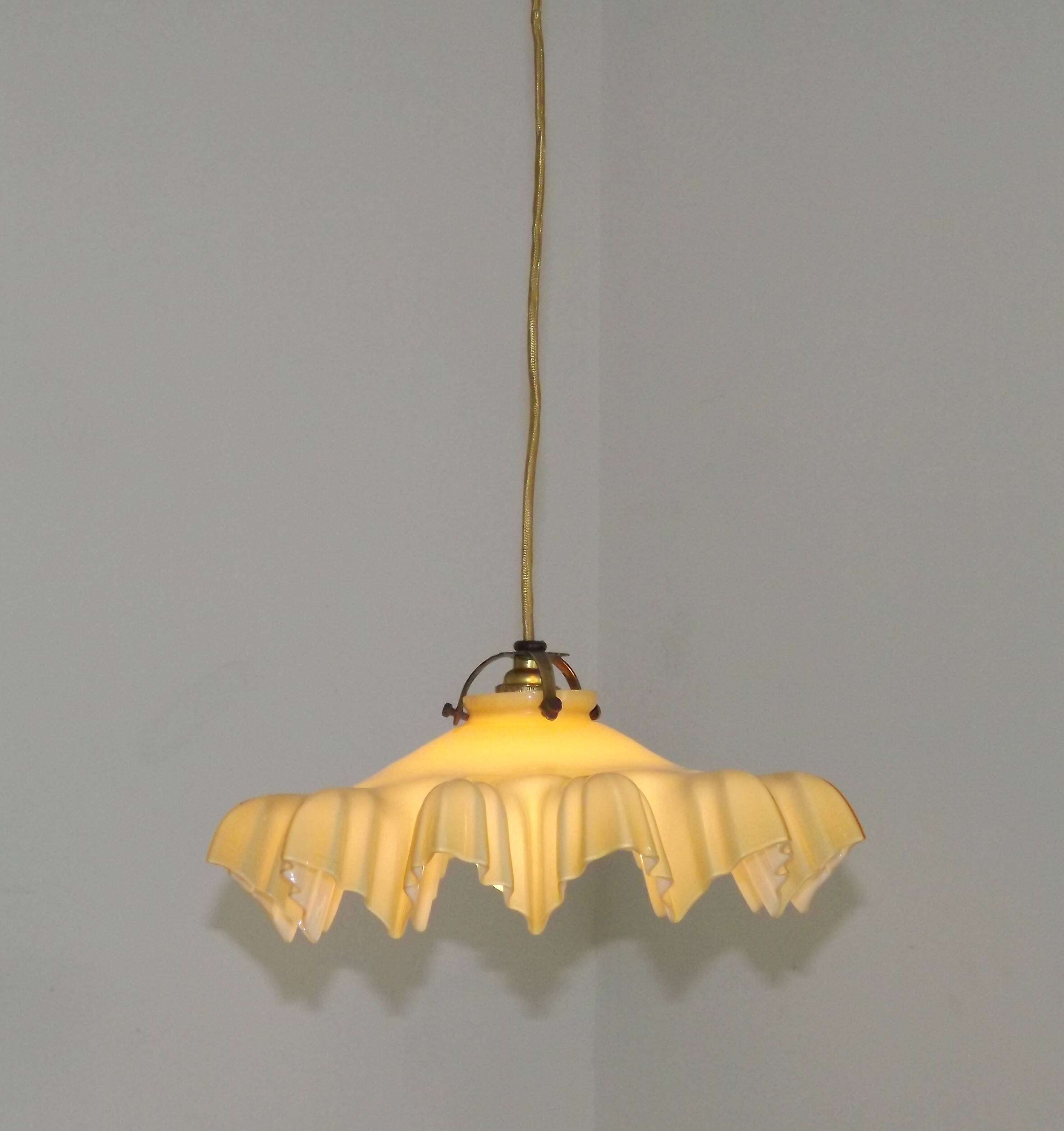 Vintage French Art Deco Yellow & White Glass Pendant Light Frilled 5495