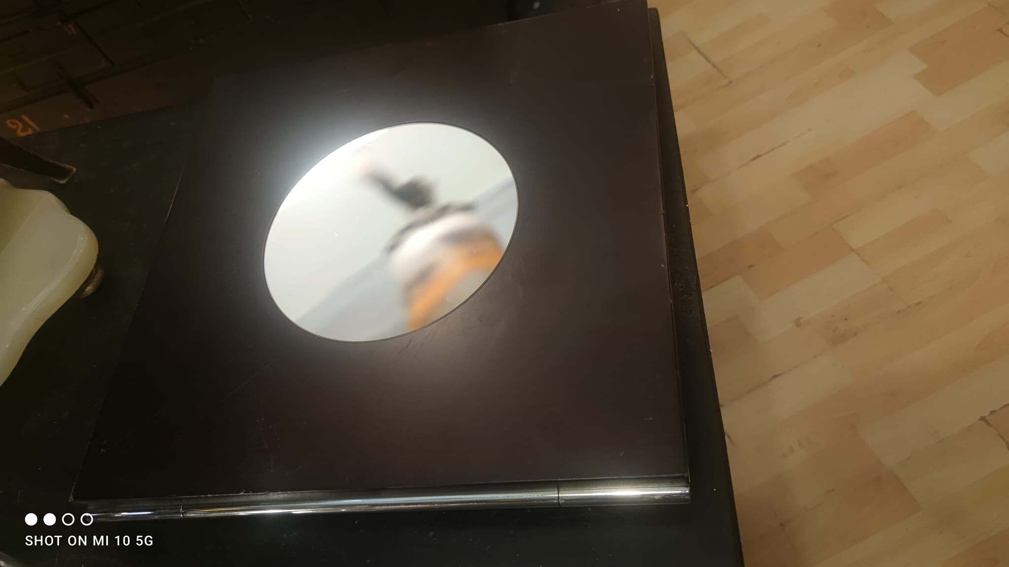 Wall mirror with a wooden frame and Wenge finish, dating from the late 19th century