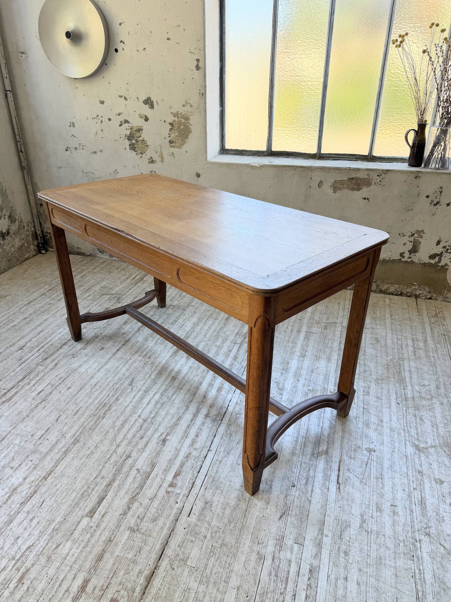 Desk - work table for a draper 1900 150cm