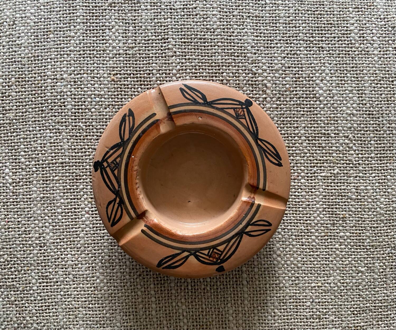 1 Berber ashtray in varnished terracotta