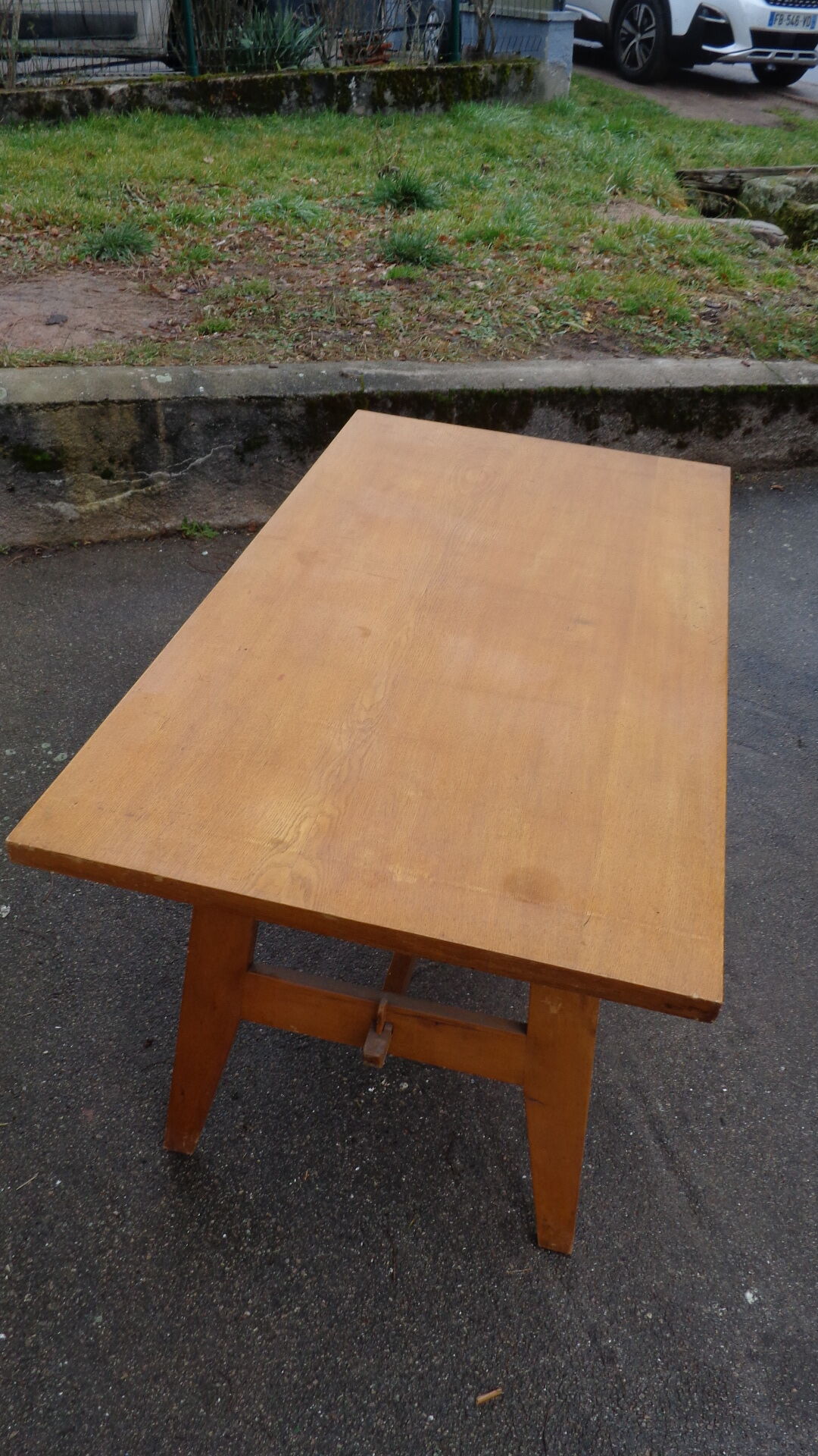 Mru table, René Gabriel