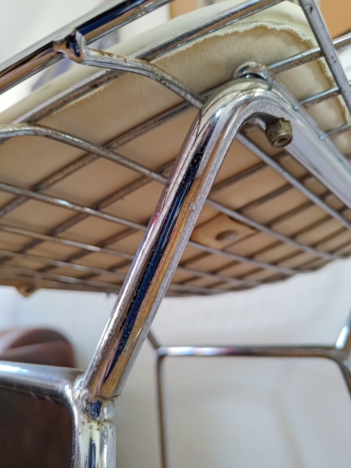 Pair of high chairs bertoia