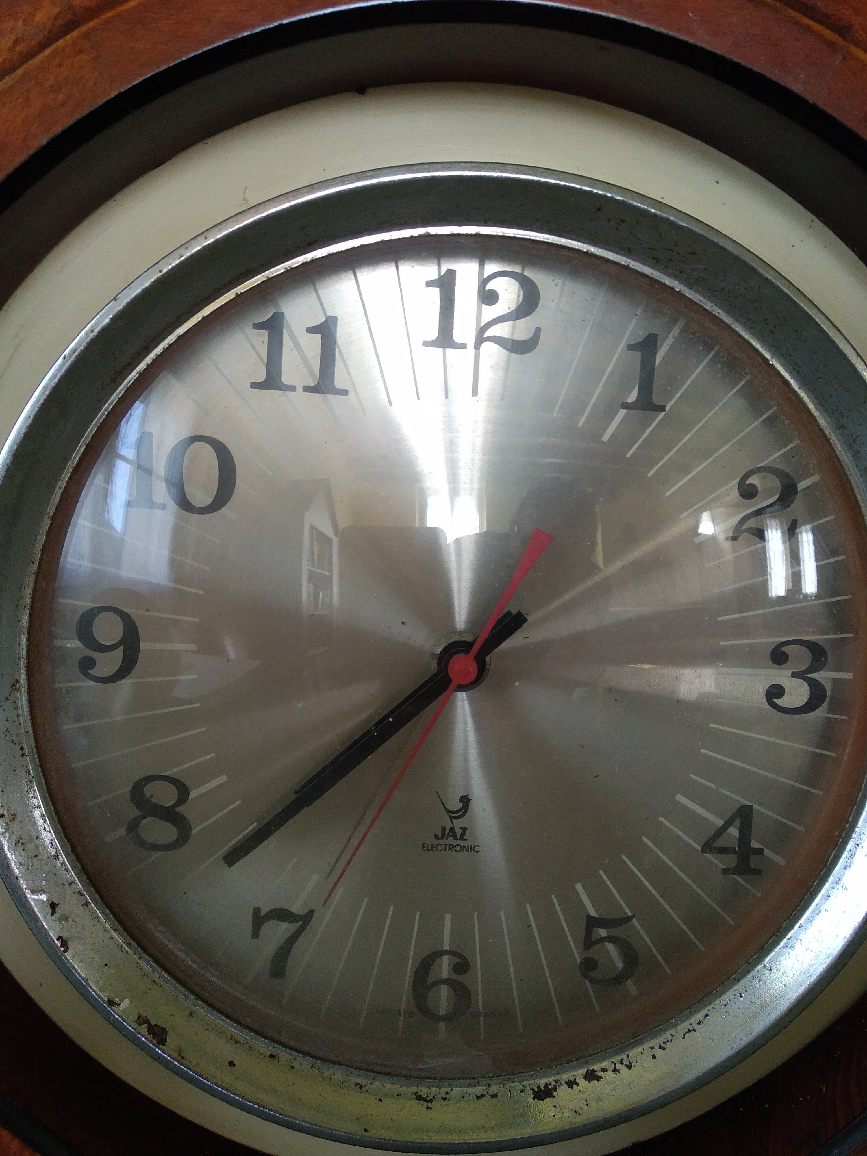 Octagonal pendulum clock JAZ vintage 1970