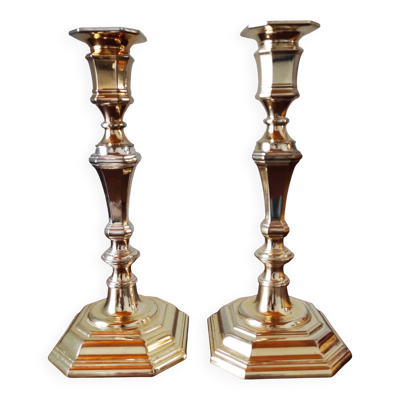 Paire de bougeoirs vintage classiques