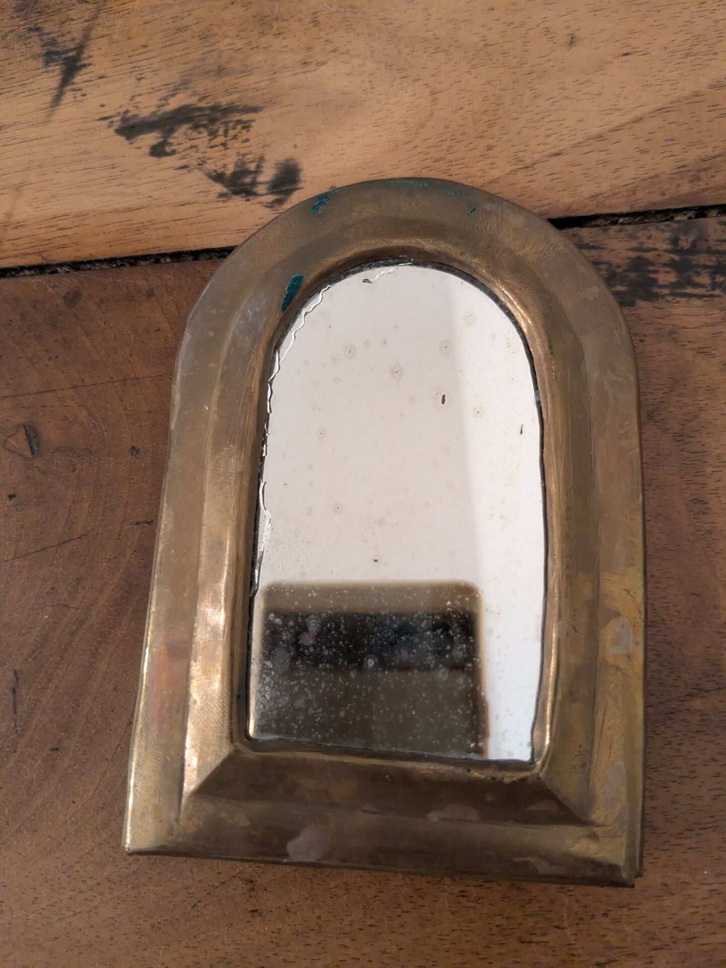 Petit miroir en laiton