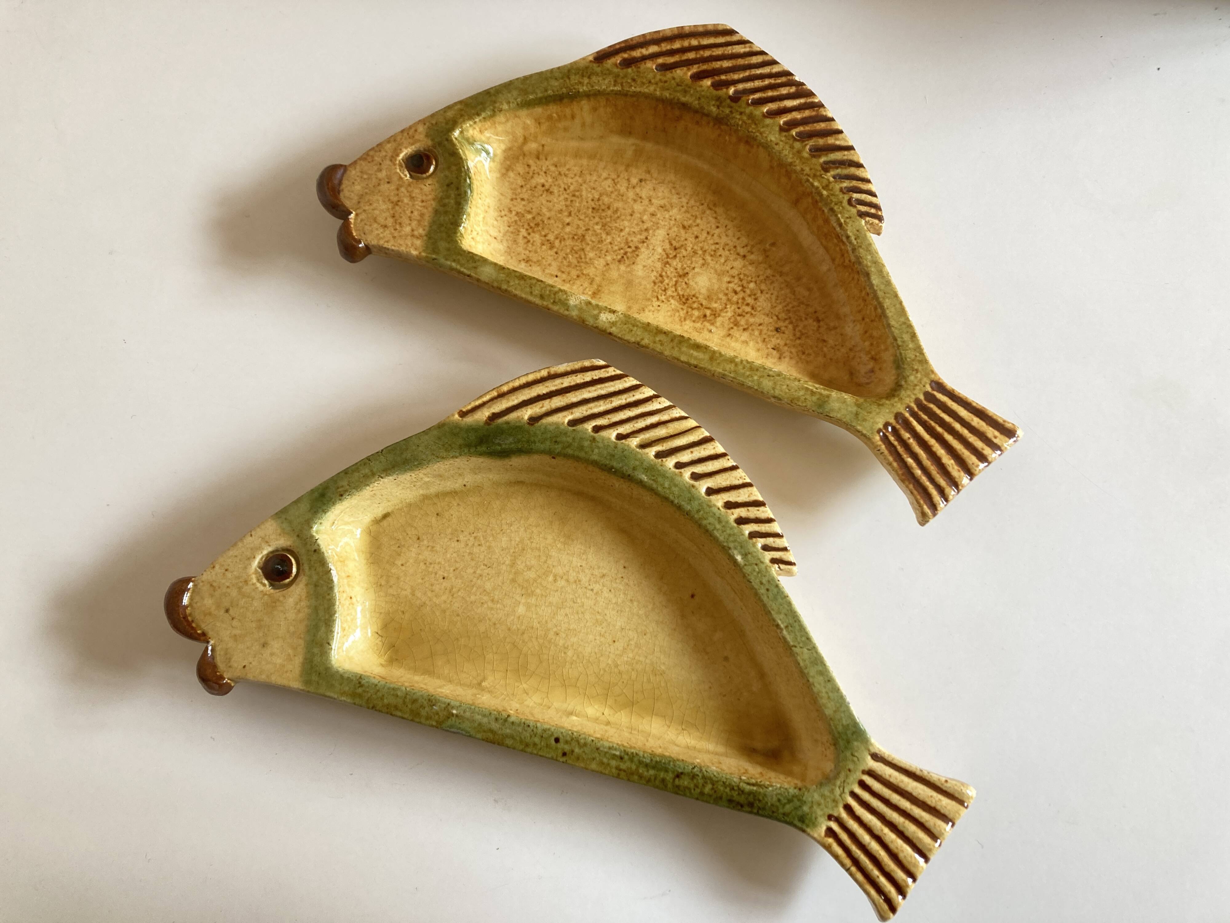 Pair of fish dishes Vallauris 1850 Atelier Cerenne Vallauris