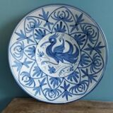 Decorative plate signed Punter, earthenware from Teruel, Spain.