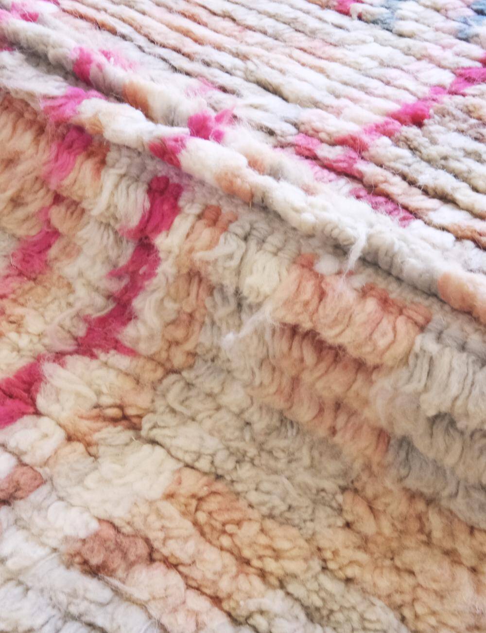 Pink Hallway Rug - 391 x 83 cm