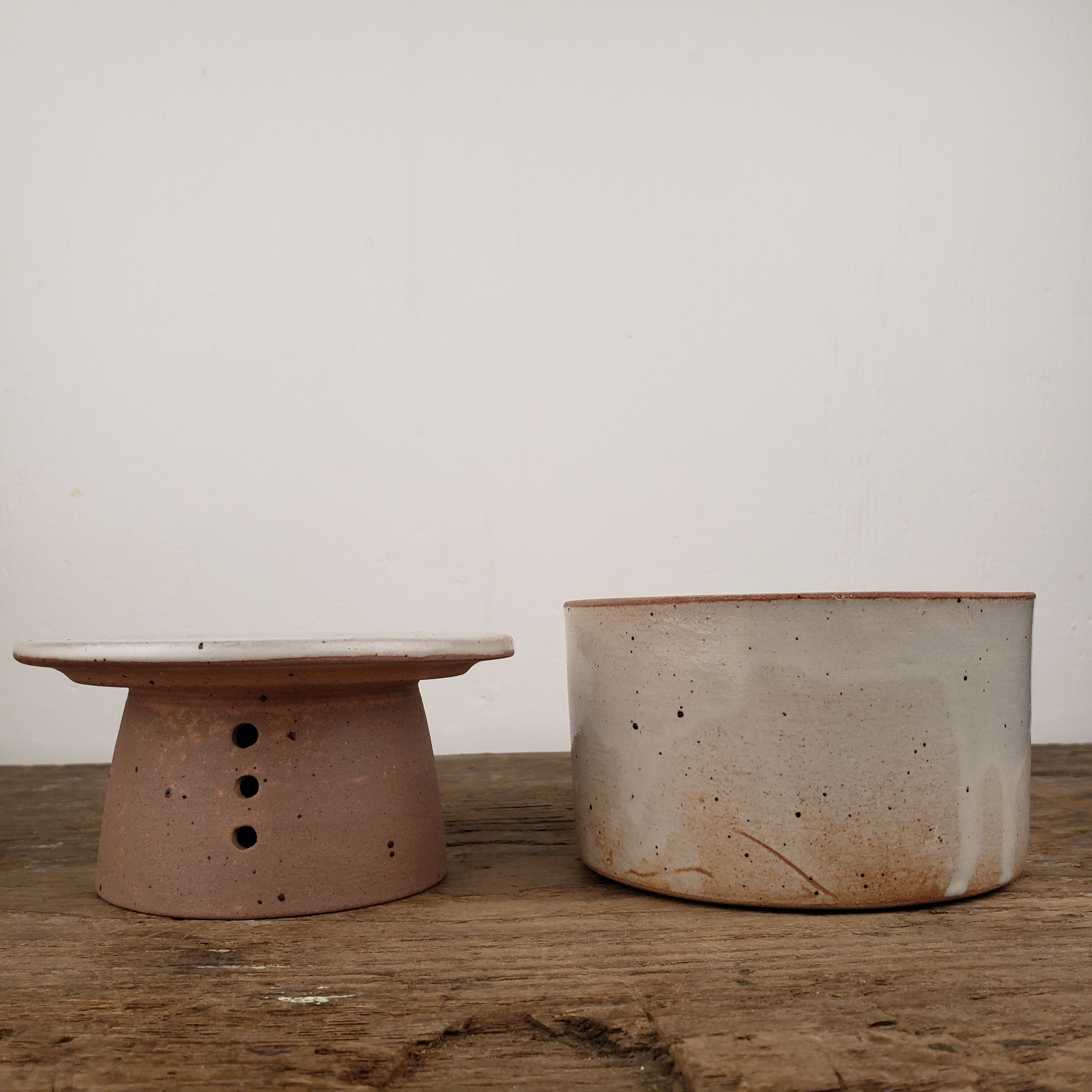 Stoneware waterdish