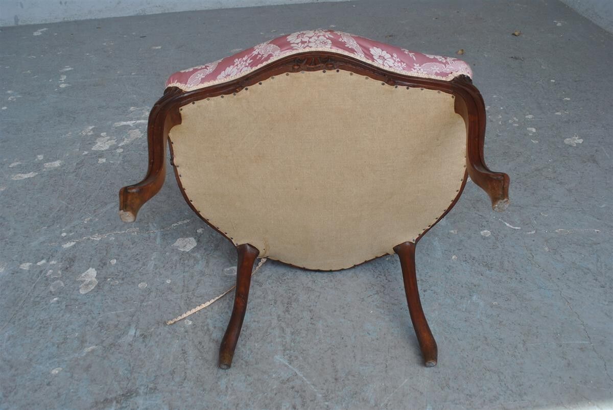 Paire de fauteuils cabriolet style Louis XV en noyer