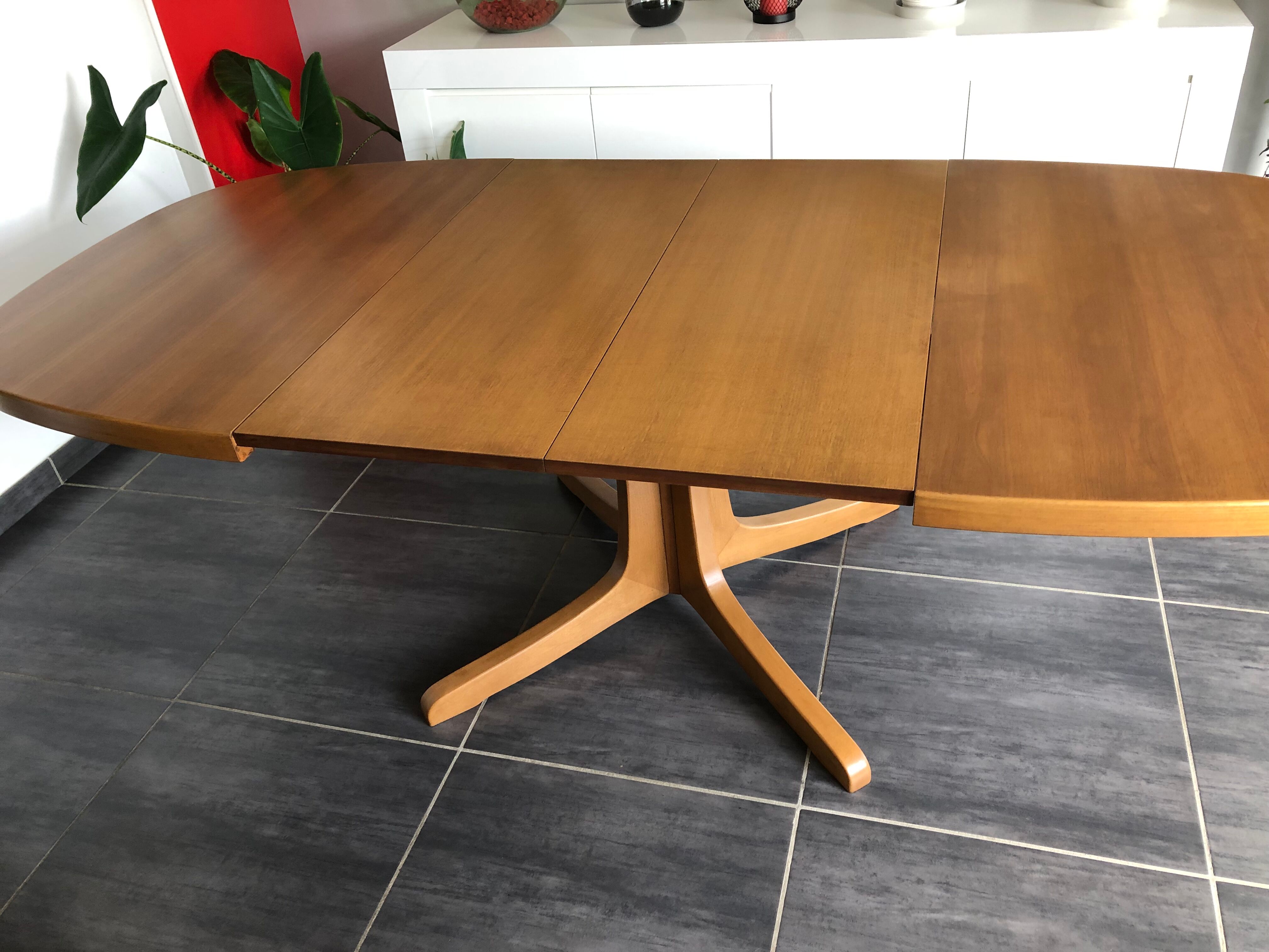 Vintage extendable table Baumann 1970s