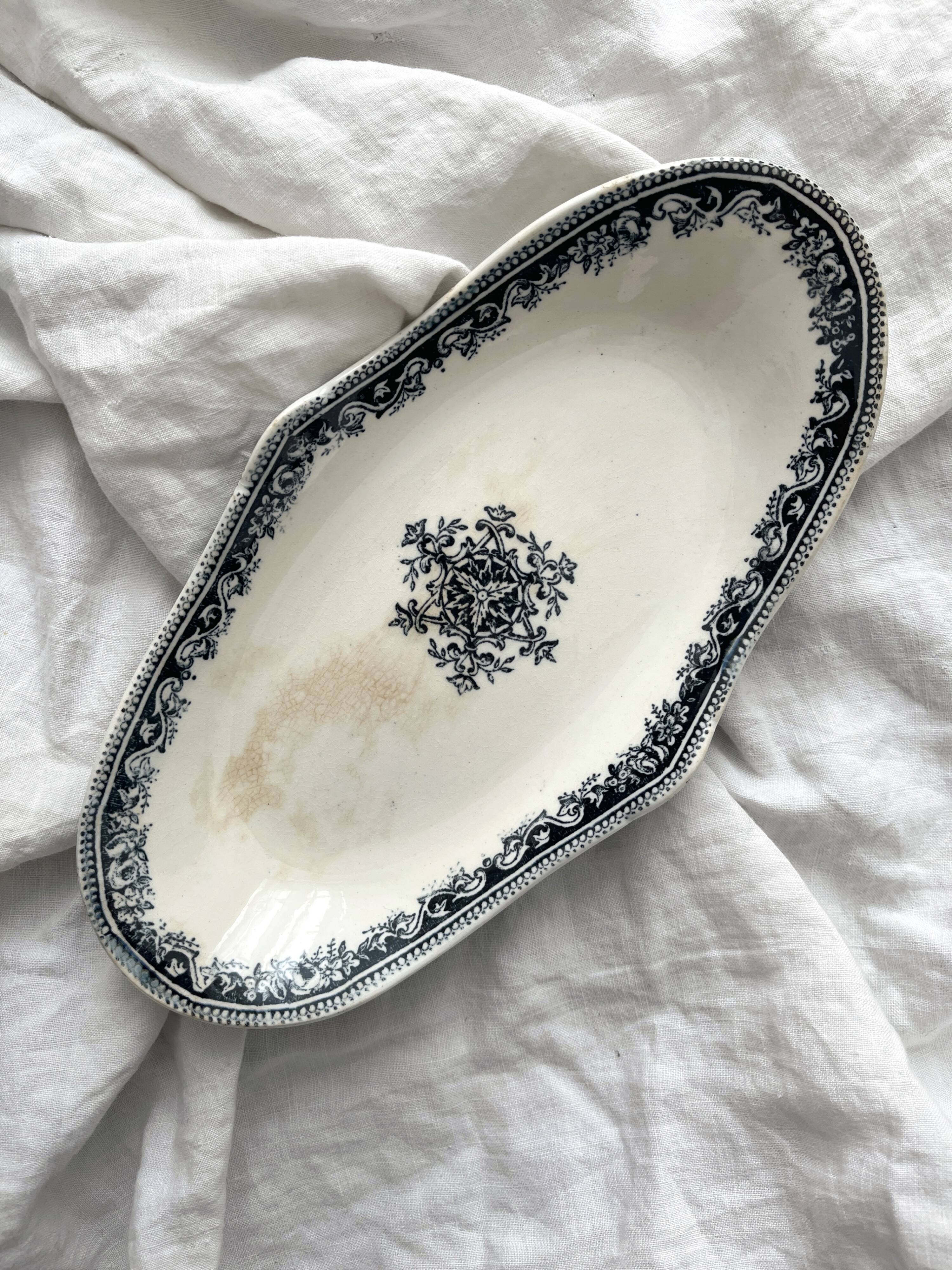 Ironware dish "Garlande Service" JVB Jules Vieillard Bordeaux