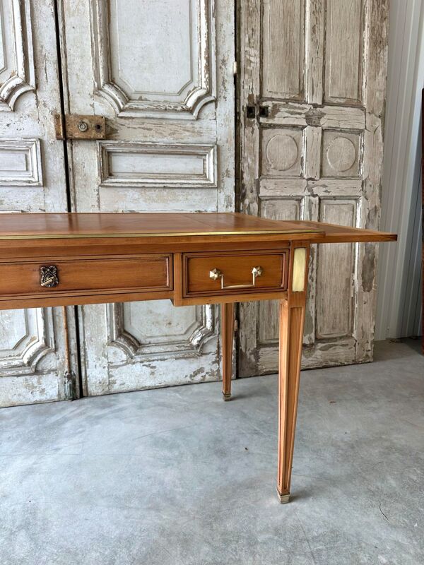 Bureau plat de style Directoire circa 1960 merisier clair