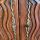 Buffet bas ancien style Louis XV en bois massif