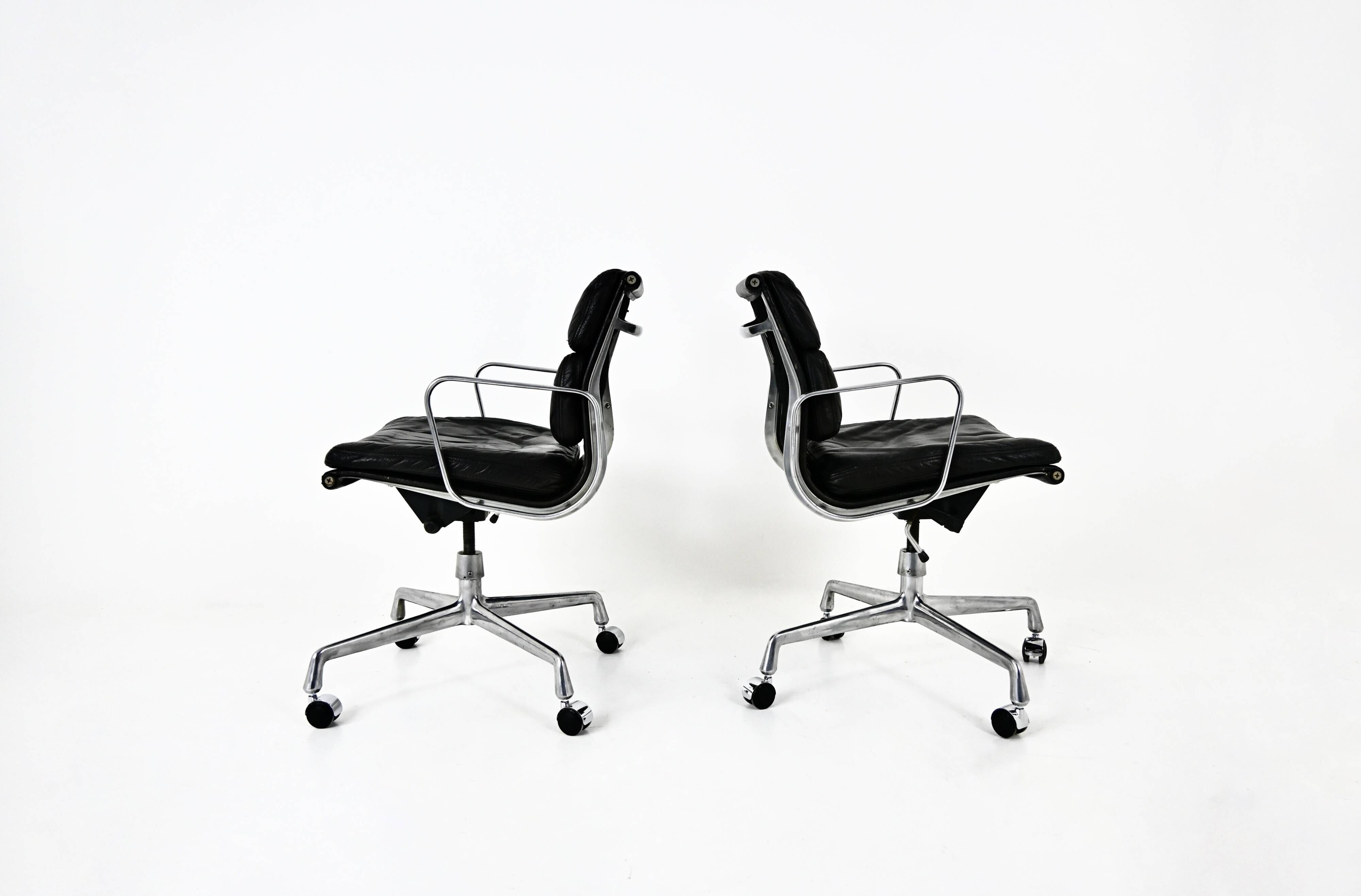 Chairs by Charles and Ray Eames for Ring Mobelfabrikk Norway, 1970s