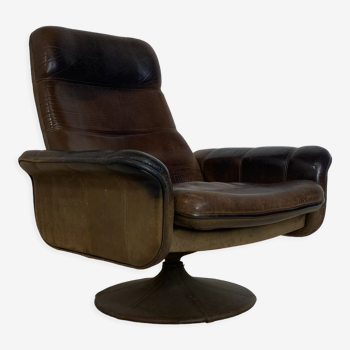 Fauteuil pivotant en cuir brutaliste moderniste du milieu du siècle modèle Ds de De Sede, années 1950