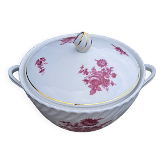 Vintage flower soup tureen