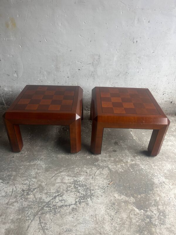 Paire de tables d'appoint années 1970 en parquet à damier — Bois brun noyer chaleureux, motif géométrique