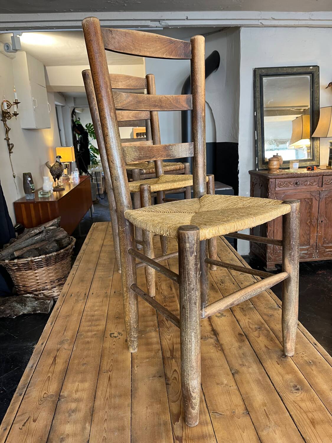 Lot of 6 straw chairs from the end of the 19th century