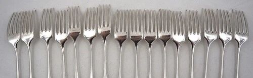 Christofle Baguette marine silver-plated cutlery, 16 dessert forks.