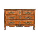 Crossbow-shaped chest of drawers