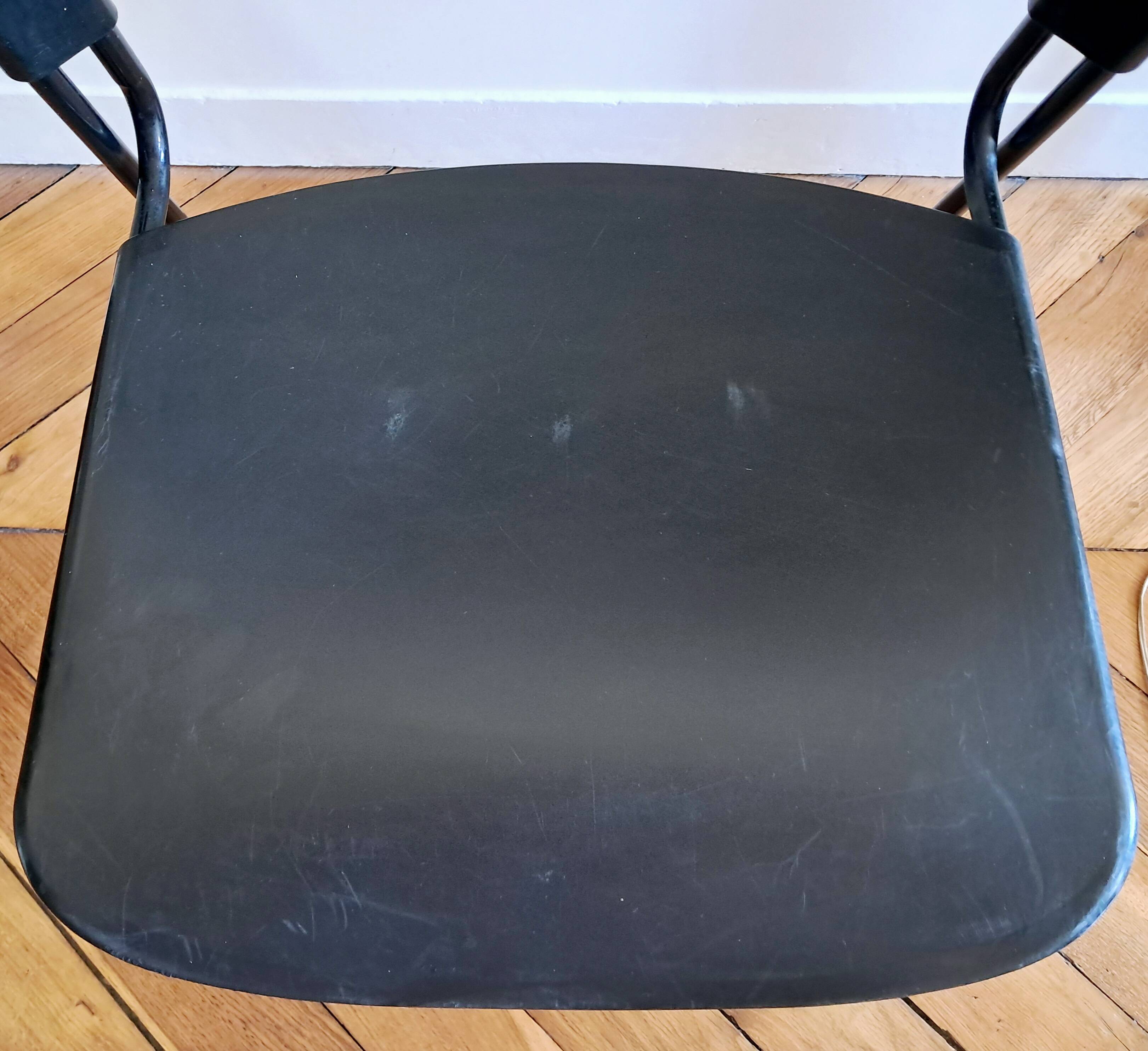 Black Assisa chair by Paolo FAVARETTO for Press Italy. 1980s