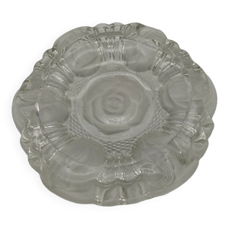 Art deco ashtray with rose decoration.