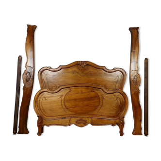 Louis XV bed in blond walnut around 1880-1900