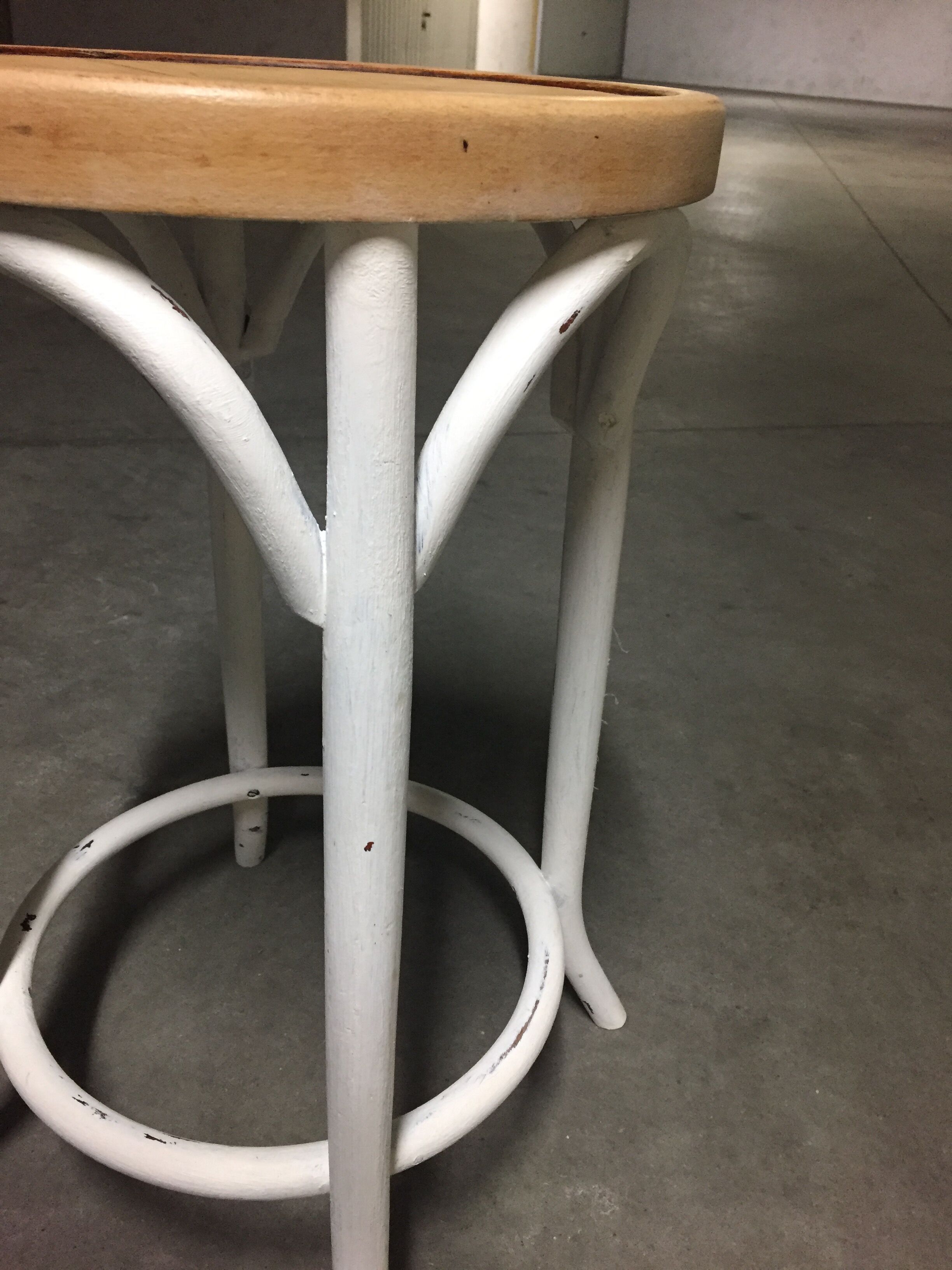 Tabouret de bistrot