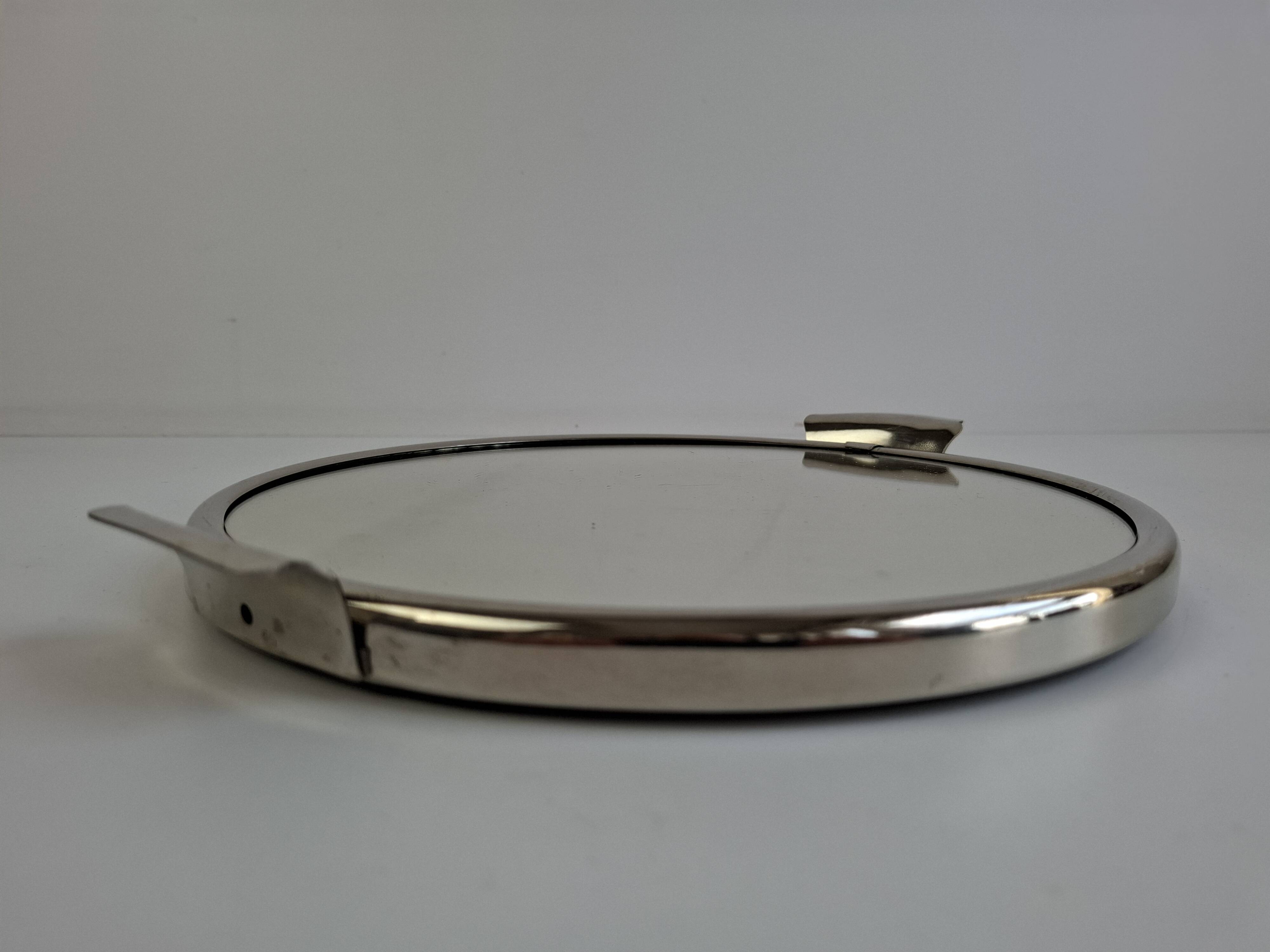 Plateau de service en chrome et miroir Art Déco tchécoslovaque, vers les années 1930.